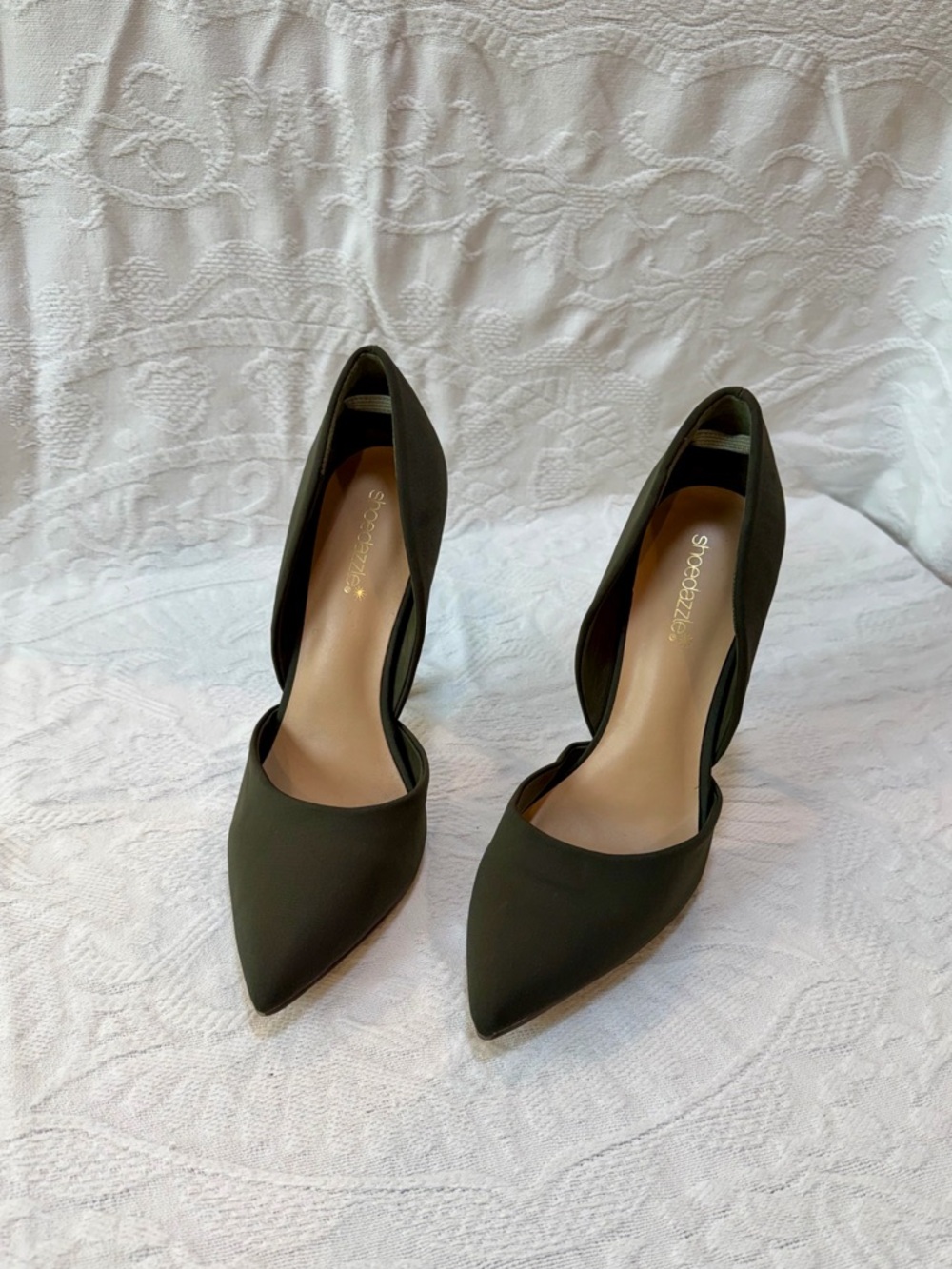 Shoe Dazzle Black Pointed Heels